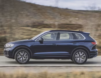 Volkswagen Touareg Elegance eHybrid [UK-spec] '2023–pr.