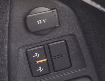 Interior Volkswagen Touareg Elegance eHybrid [UK-spec] '2023–pr.