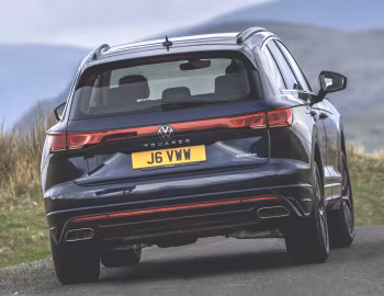 Volkswagen Touareg Elegance eHybrid [UK-spec] '2023–pr.