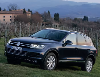Volkswagen Touareg Hybrid [Worldwide] (Typ 7P) '2010–14
