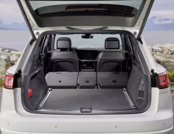 Ambos Volkswagen Touareg R-Line "Black Style" [Worldwide] '2023–pr.