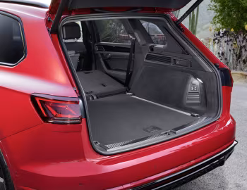 Ambos Volkswagen Touareg R-Line "Black Style" [Worldwide] '2023–pr.