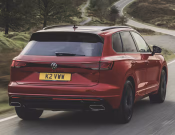 Volkswagen Touareg R-Line "Black Edition" [UK-spec] '2023–pr.