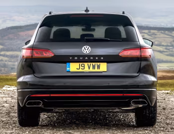 Volkswagen Touareg R-Line "Black Edition" [UK-spec] '2019–23