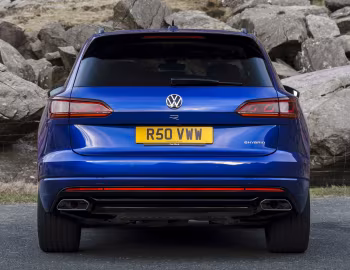 Volkswagen Touareg R eHybrid [UK-spec] '2021–23