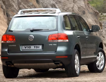 Volkswagen Touareg V10 TDI [South Africa] (Typ 7L) '2002–07