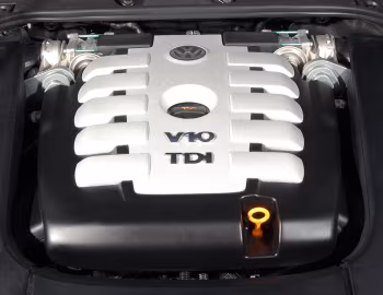 Bajo el capó Volkswagen Touareg V10 TDI [South Africa] (Typ 7L) '2002–07