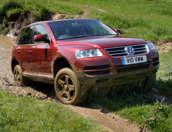 Volkswagen Touareg V10 TDI [UK-spec] (Typ 7L) '2002–07
