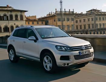Volkswagen Touareg V6 FSI [Worldwide] (Typ 7P) '2010–14