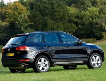 Volkswagen Touareg V6 TDI [UK-spec] (Typ 7P) '2010–14