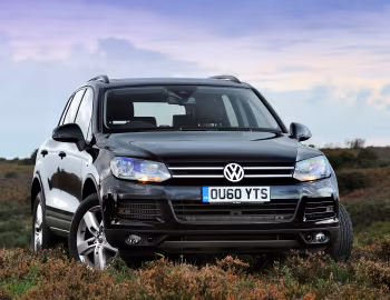 Volkswagen Touareg V6 TDI [UK-spec] (Typ 7P) '2010–14