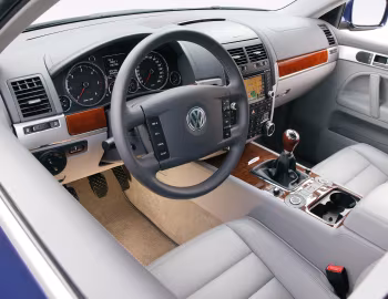 Interior Volkswagen Touareg V6 TDI [Worldwide] (Typ 7L) '2004–07