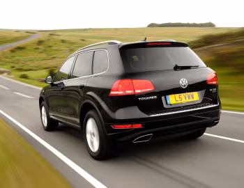 Volkswagen Touareg V6 TDI [UK-spec] (Typ 7P) '2010–14