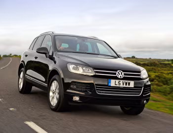 Volkswagen Touareg V6 TDI [UK-spec] (Typ 7P) '2010–14