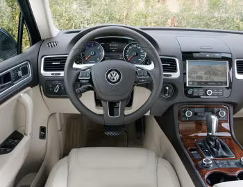 Panel frontal Volkswagen Touareg V6 TDI [Worldwide] (Typ 7P) '2010–14