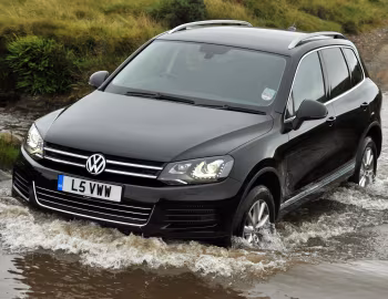 Volkswagen Touareg V6 TDI [UK-spec] (Typ 7P) '2010–14