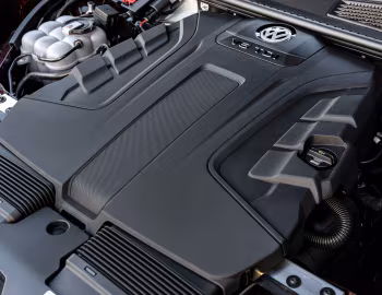 Bajo el capó Volkswagen Touareg V6 TDI [UK-spec] '2018–23