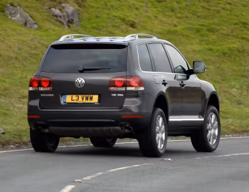 Volkswagen Touareg V6 TDI [UK-spec] (Typ 7L) '2007–10