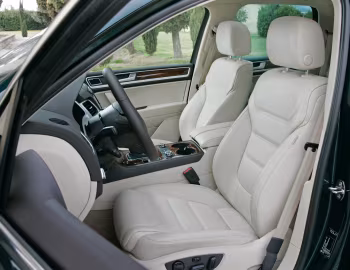 Interior Volkswagen Touareg V6 TDI [Worldwide] (Typ 7P) '2010–14
