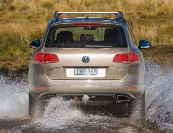Volkswagen Touareg V6 TDI "Adventure" [Australia] (Typ 7P) '2017