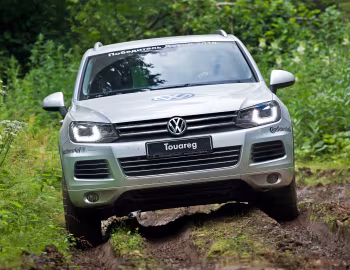 Volkswagen Touareg V6 TDI Terrain Tech Paket (Typ 7P) '2010–14