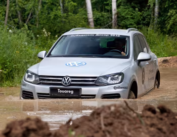 Volkswagen Touareg V6 TDI Terrain Tech Paket (Typ 7P) '2010–14
