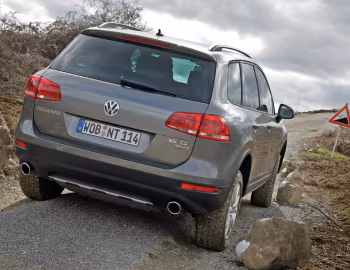 Volkswagen Touareg V6 TDI Terrain Tech Paket (Typ 7P) '2010–14
