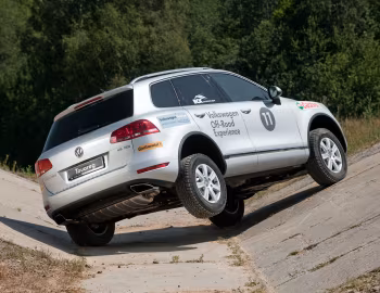 Volkswagen Touareg V6 TDI Terrain Tech Paket (Typ 7P) '2010–14
