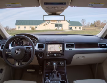 Panel frontal 2015 Volkswagen Touareg V6 TDI [North America] (Typ 7P) '2014–15