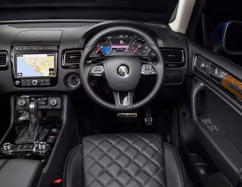 Panel frontal Volkswagen Touareg V6 TDI "Wolfsburg Edition" [Australia] (Typ 7P) '2016–18