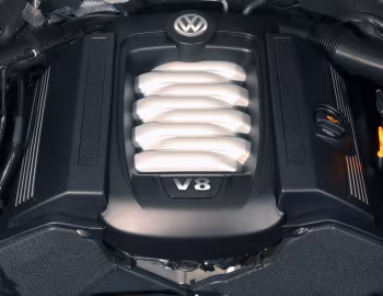 Bajo el capó Volkswagen Touareg V8 [South Africa] (Typ 7L) '2002–07