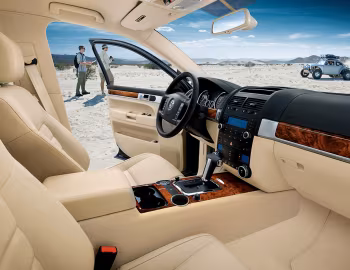 Interior 2008–09 Volkswagen Touareg V8 [North America] (Typ 7L) '2007–11.2009