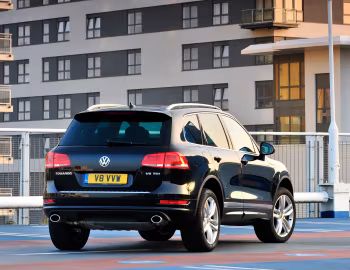 Volkswagen Touareg V8 TDI [UK-spec] (Typ 7P) '2010–14