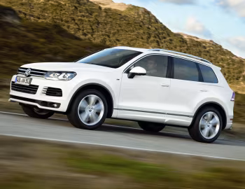 Volkswagen Touareg V8 TDI R-Line [Worldwide] (Typ 7P) '2011–14