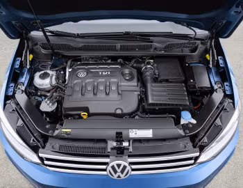 Sous la capuche Volkswagen Touran TDI [Worldwide] '2015–21