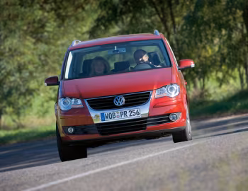 Volkswagen Touran '2006–10