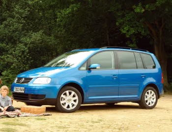 Volkswagen Touran [UK-spec] '2003–06