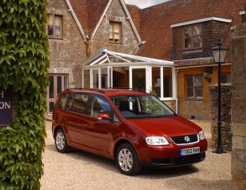 Volkswagen Touran [UK-spec] '2003–06