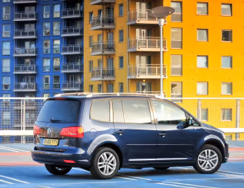 Volkswagen Touran [UK-spec] '2010–15