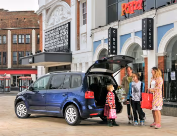 Volkswagen Touran [UK-spec] '2010–15