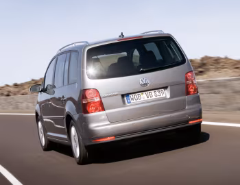 Volkswagen Touran '2006–10