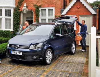Volkswagen Touran [UK-spec] '2010–15