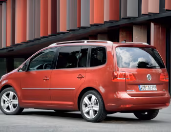 Volkswagen Touran '2010–15
