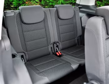 Interior Volkswagen Touran [UK-spec] '2010–15