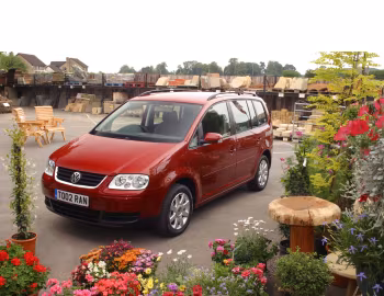 Volkswagen Touran [UK-spec] '2003–06