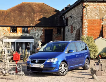 Volkswagen Touran BlueMotion [UK-spec] '2008–10