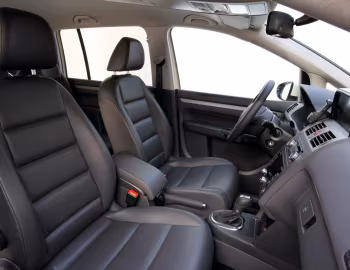 Interior Volkswagen Touran Taxi [Germany] '2010–15