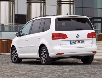 Volkswagen Touran TDI BlueMotion '2010–15