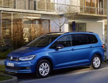 Volkswagen Touran TSI [Worldwide] '2021–pr.