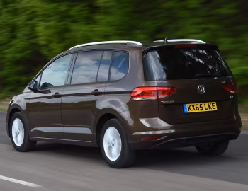 Volkswagen Touran TSI [UK-spec] '2015–21
